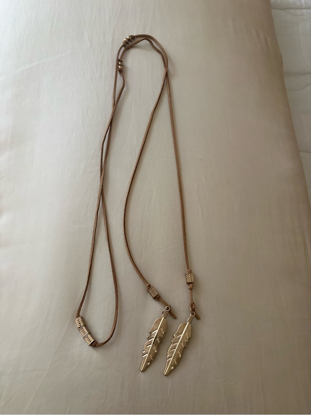 Light Brown Leather Feather Pendant Adjustable Necklace - Picture 2 of 4